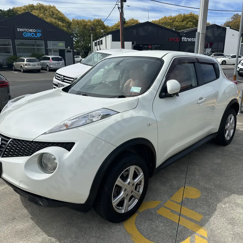 2013 Nissan Juke - excellent condition, 128000kms Image 1++