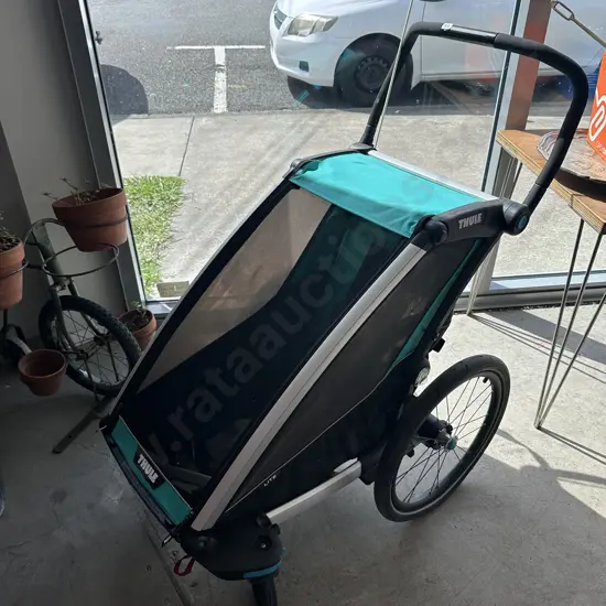 Thule pram/bike pod