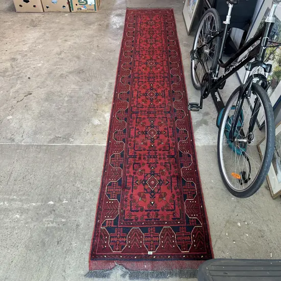 Persian hall runner - excellent condition 3900 x 700