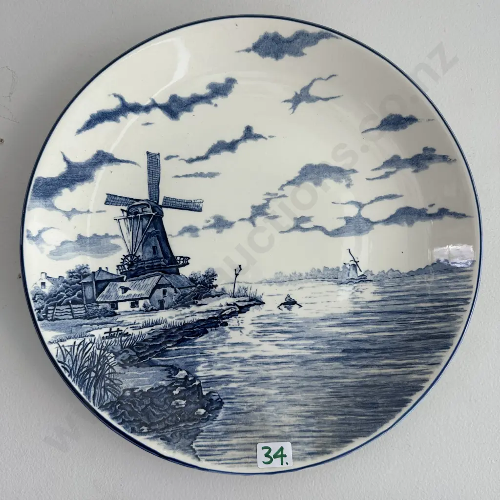 Delft wall charger Image 1++