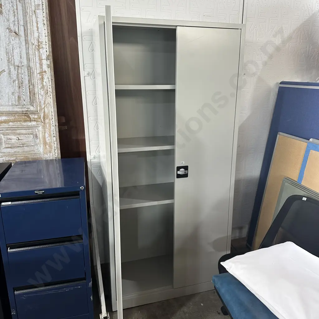 Steel cupboard Image 1++