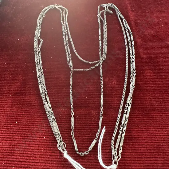 3 adjoined Sterling silver necklaces 28.5g
