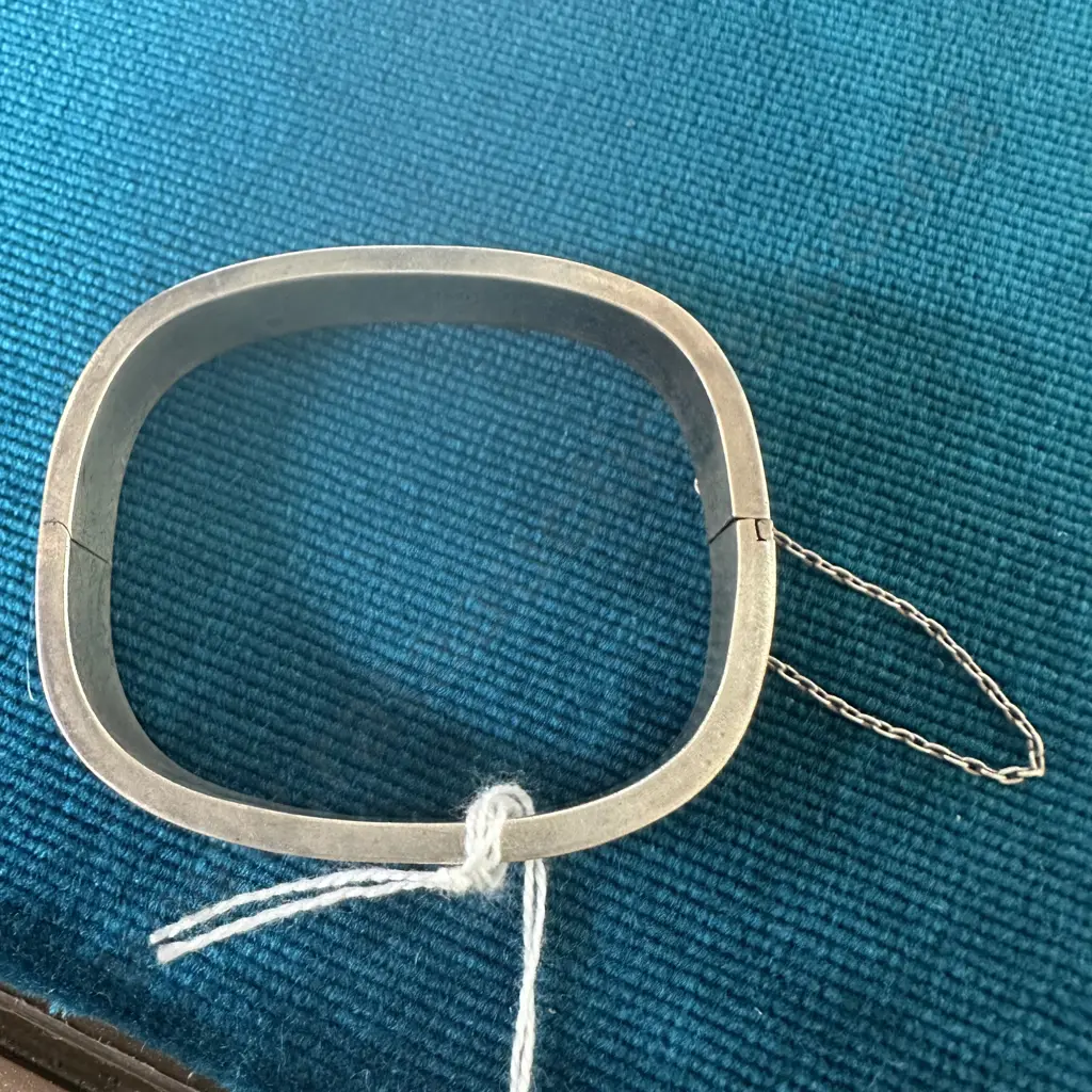 Sterling silver square shaped bracelet 22g Image 1++