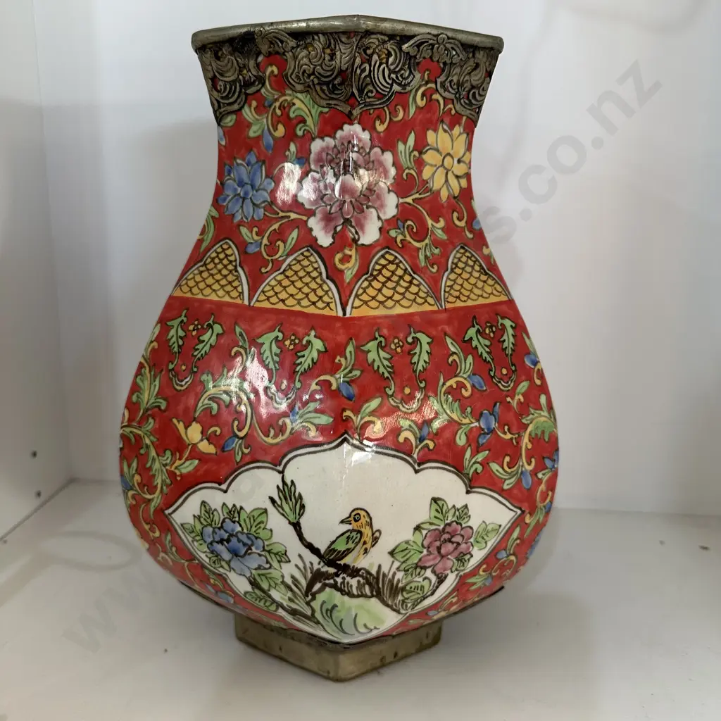 large Persian vase, earthenware with tin overlay decoration 30cm Image 1++