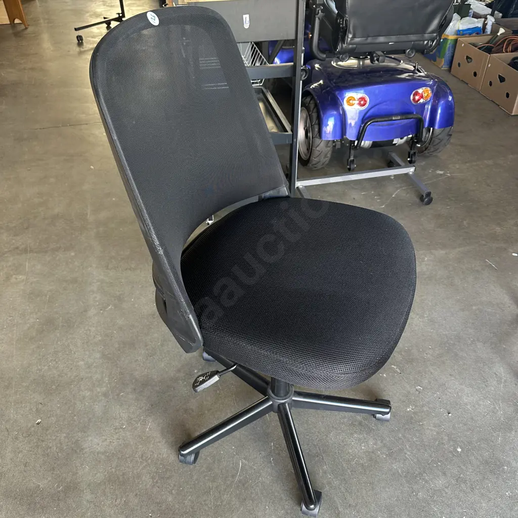 office chair Image 1++