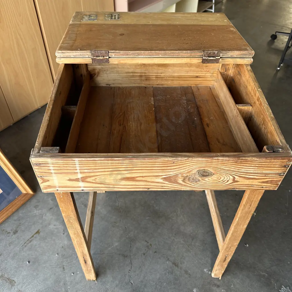 early Baltic pine desk Image 1++