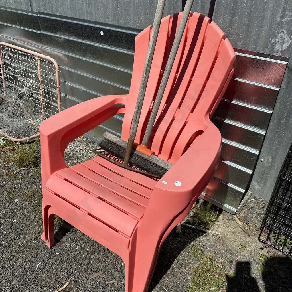 Pr outdoor chairs, rake and broom Image 1++