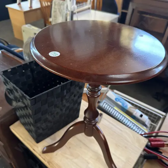 wine table and basket