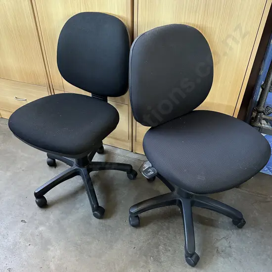 2 office chairs