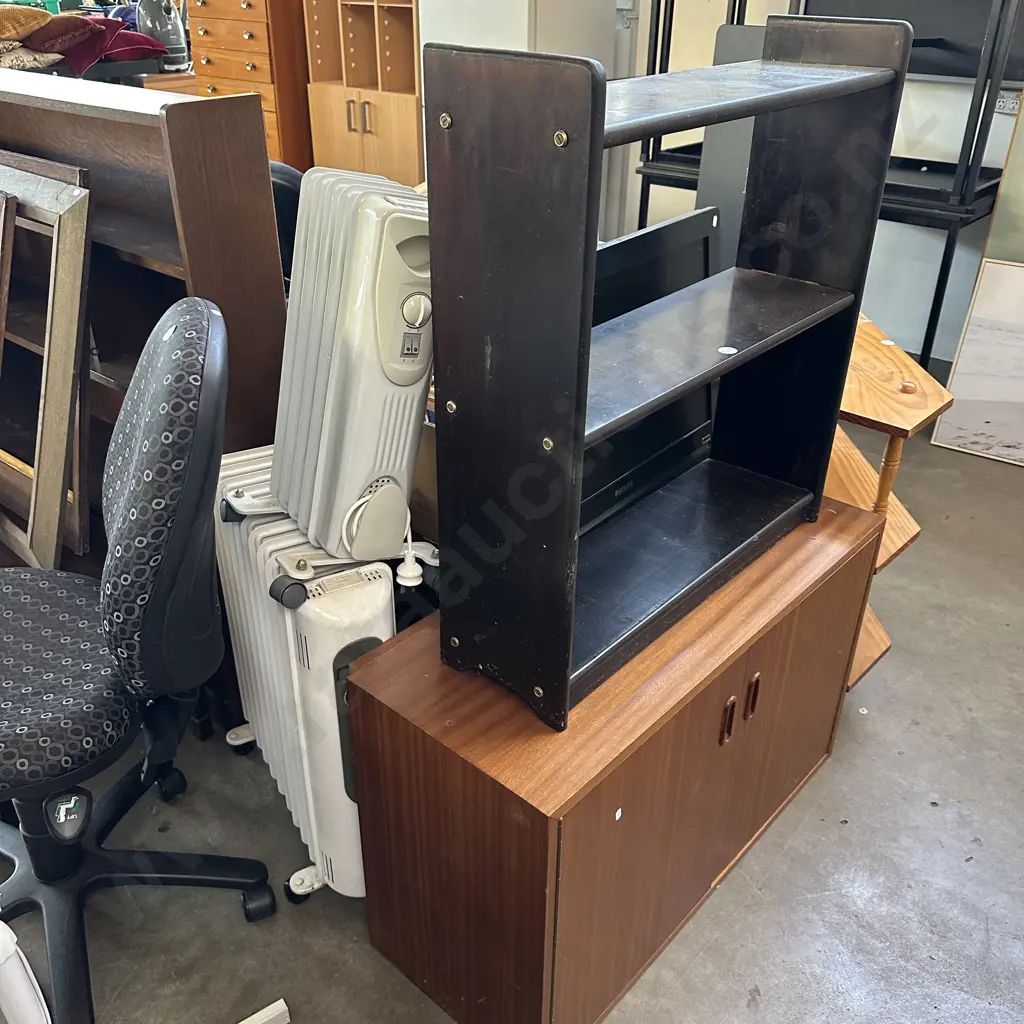 bookshelf, cabinet and 2 heaters Image 1++