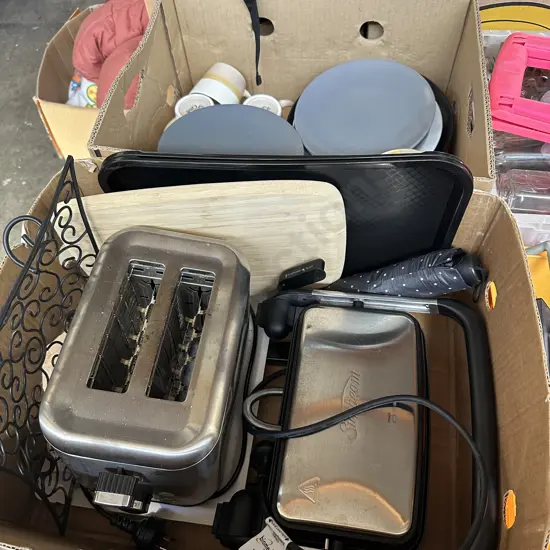 2 box toaster, grill and plates etc