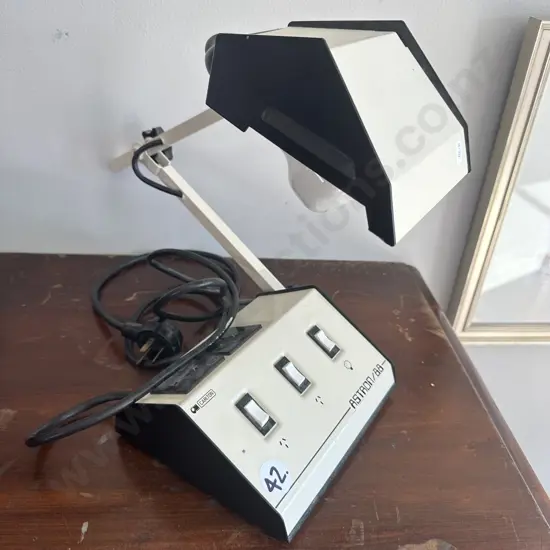1980s desk lamp/power box