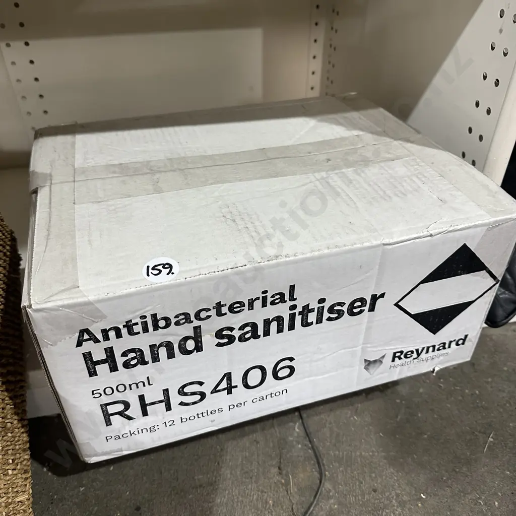 hand sanitiser Image 1++