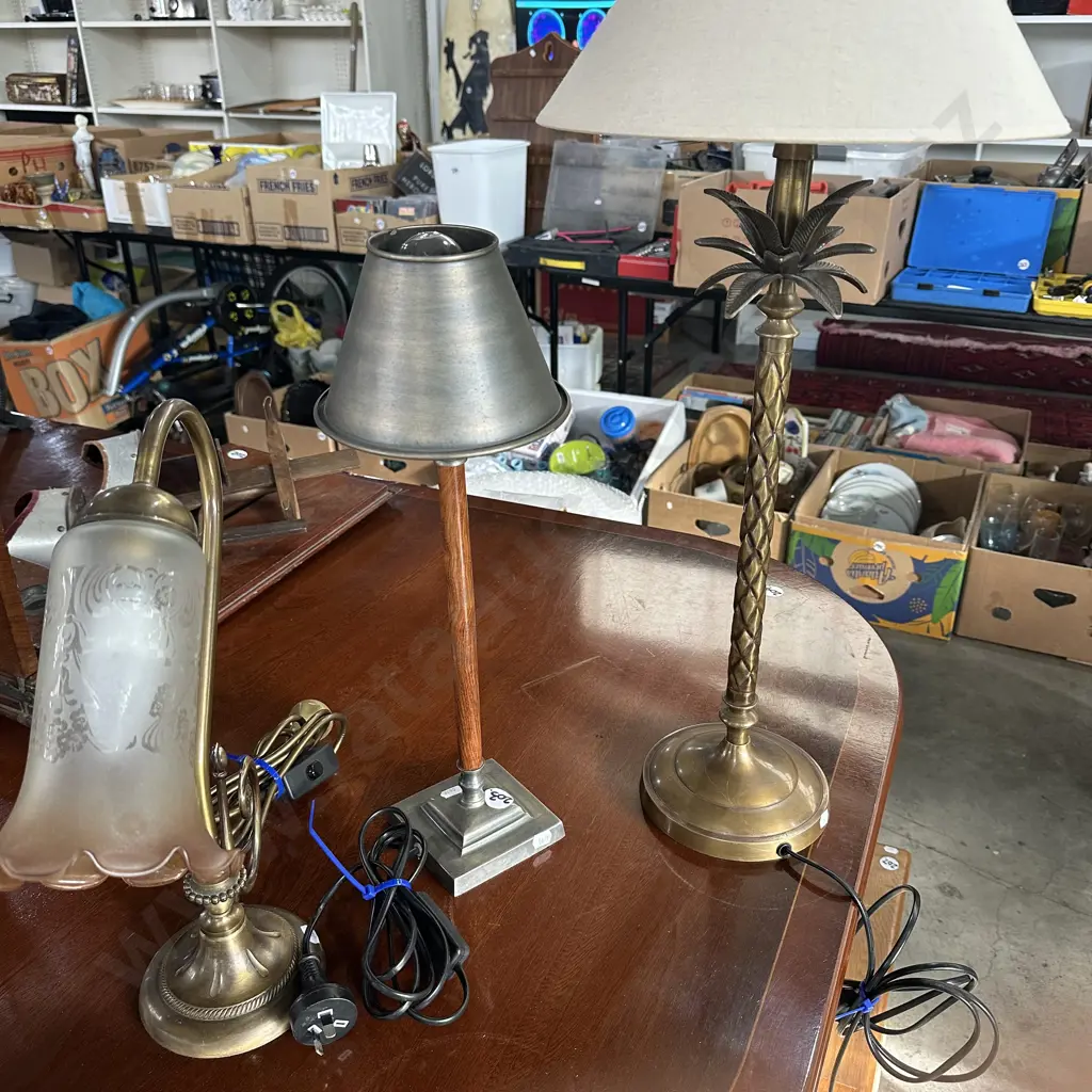 4 lamps Image 1++