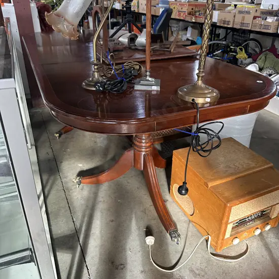 twin pedestal table