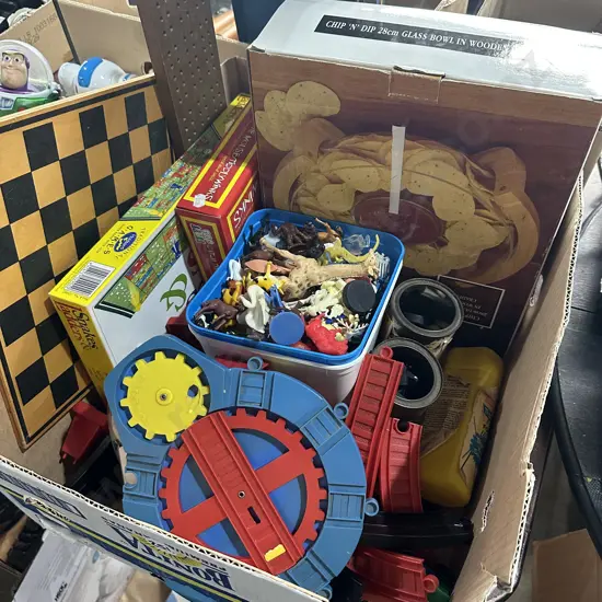 Box lot of games, plastic animals, glass bowl etc.