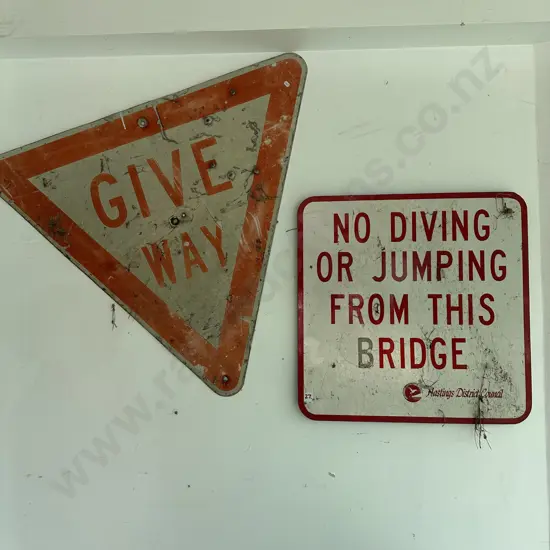 2 road signs