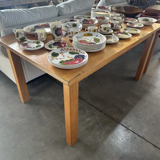 colonial Rimu table 1500 x 900