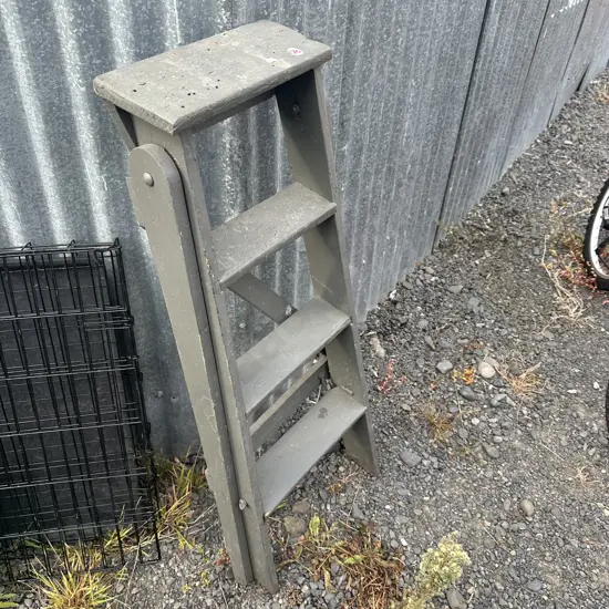 wooden ladder