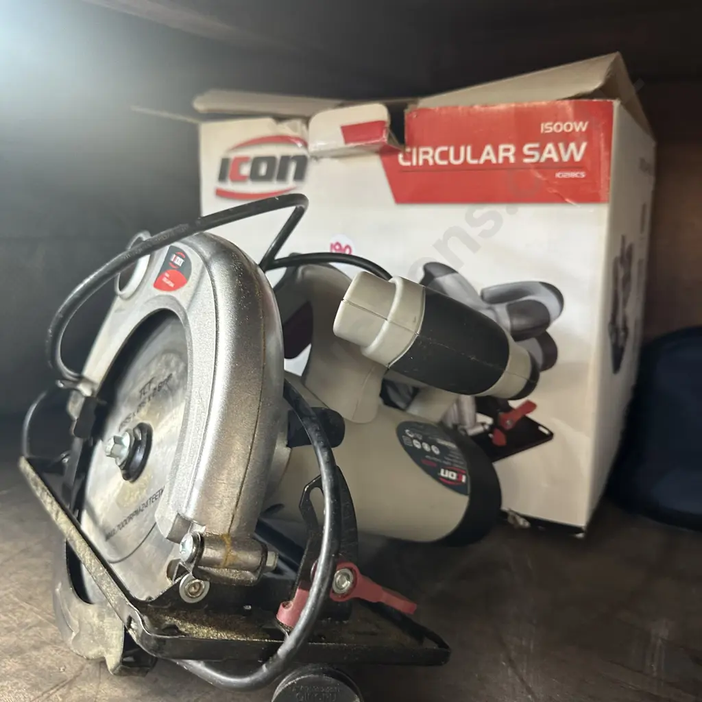 Boxed Icon circular saw Image 1++
