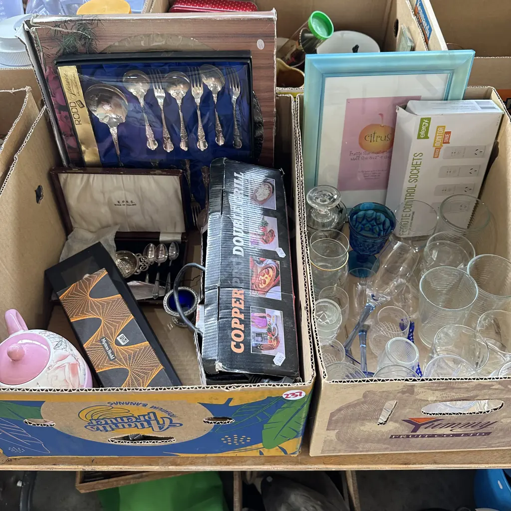 Two boxes Rodd silverware, cake tray, remote control sockets etc. Image 1++