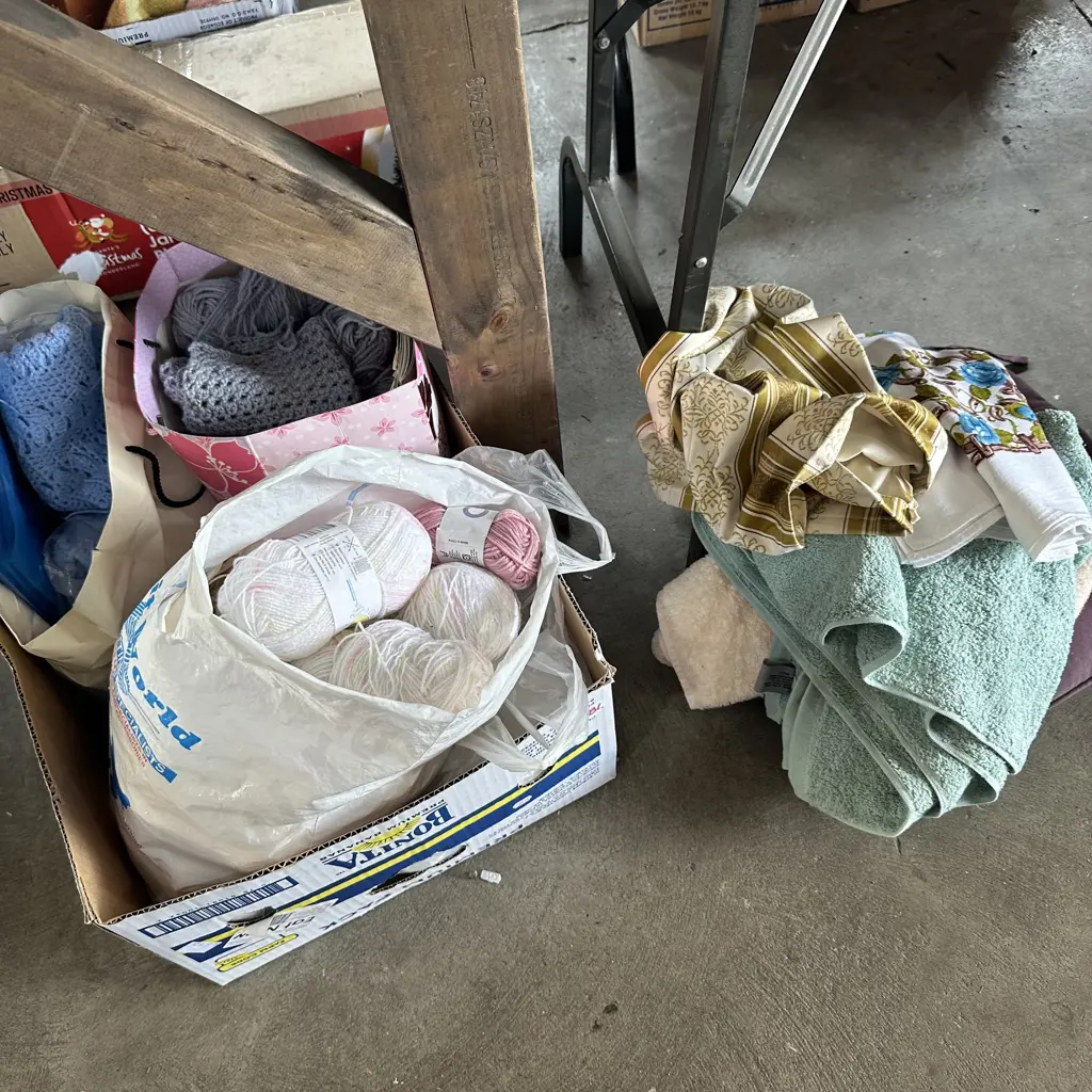 Box of wool, knitting, towels, seat pad etc. Image 1++