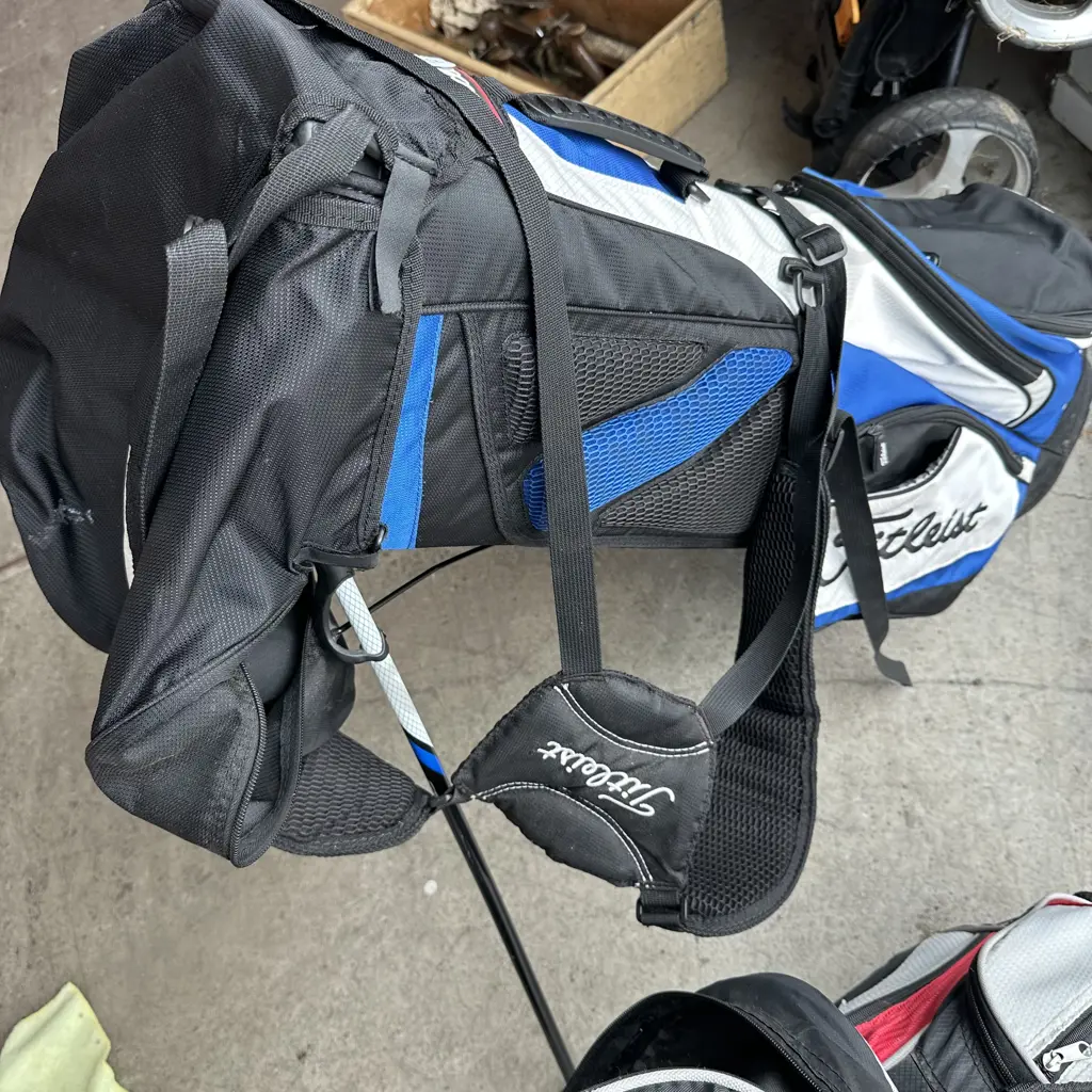 Titleist golf bag Image 1++