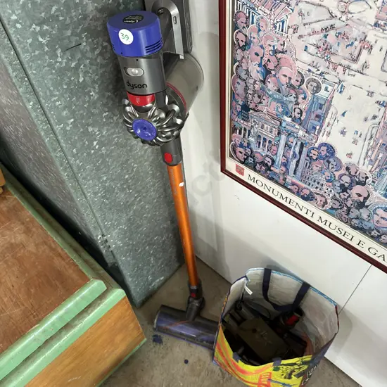 Dyson vac needs new battery