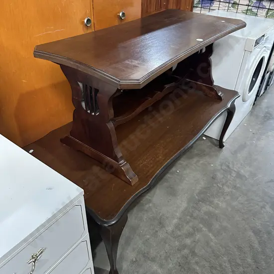 2 coffee tables