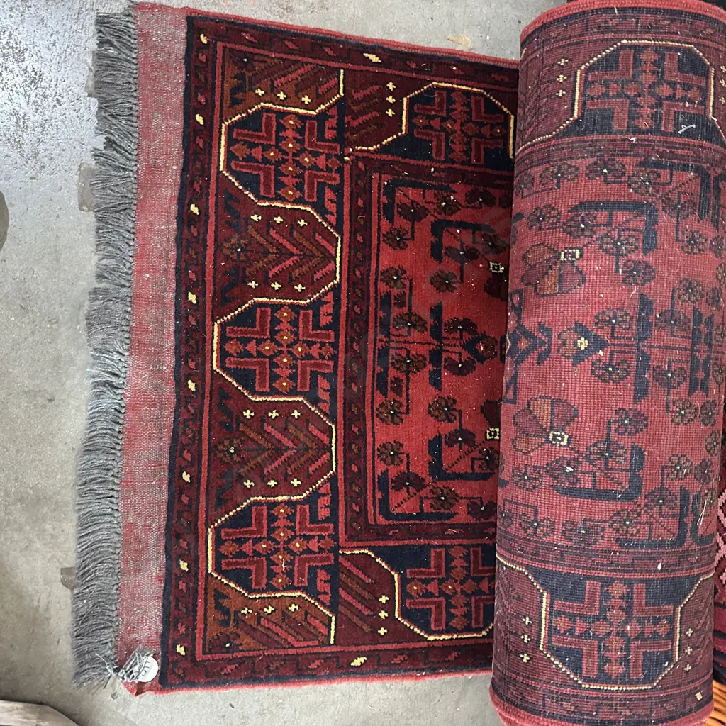 Persian runner 3900 x 700 very good condition Image 1++