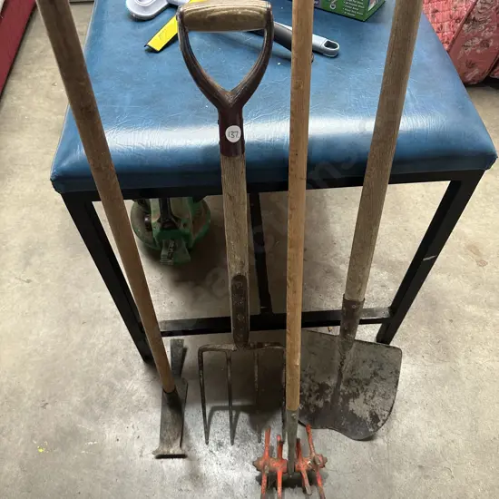 garden tools