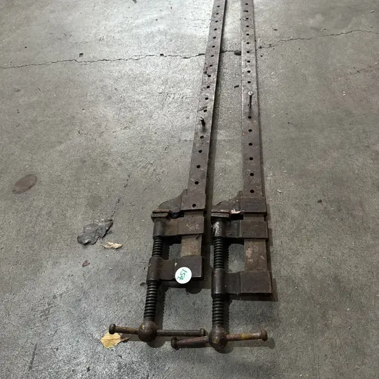 Pair of sash clamps