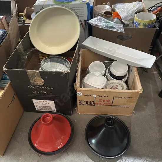Two boxes kitchenware including Tan gene cookware, Dendy stoneware,