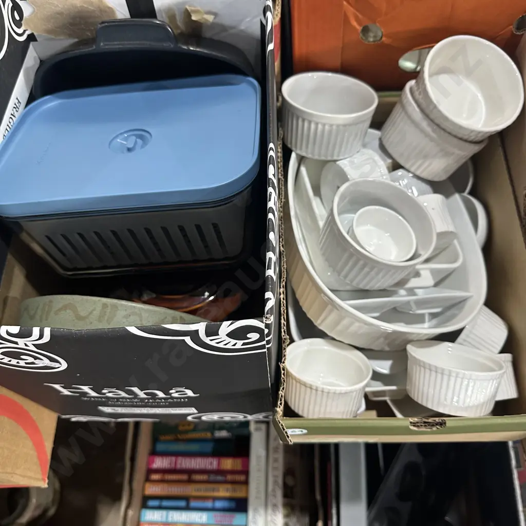 Two boxes Maxwell Williams homeware, KitchenAid glass storage etc. Image 1++