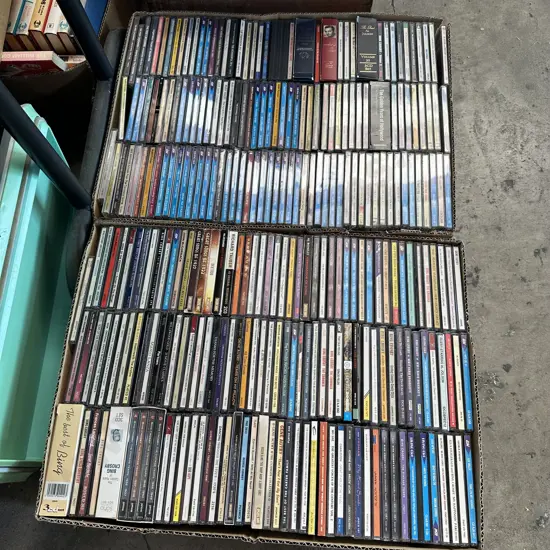 2 boxes CDs