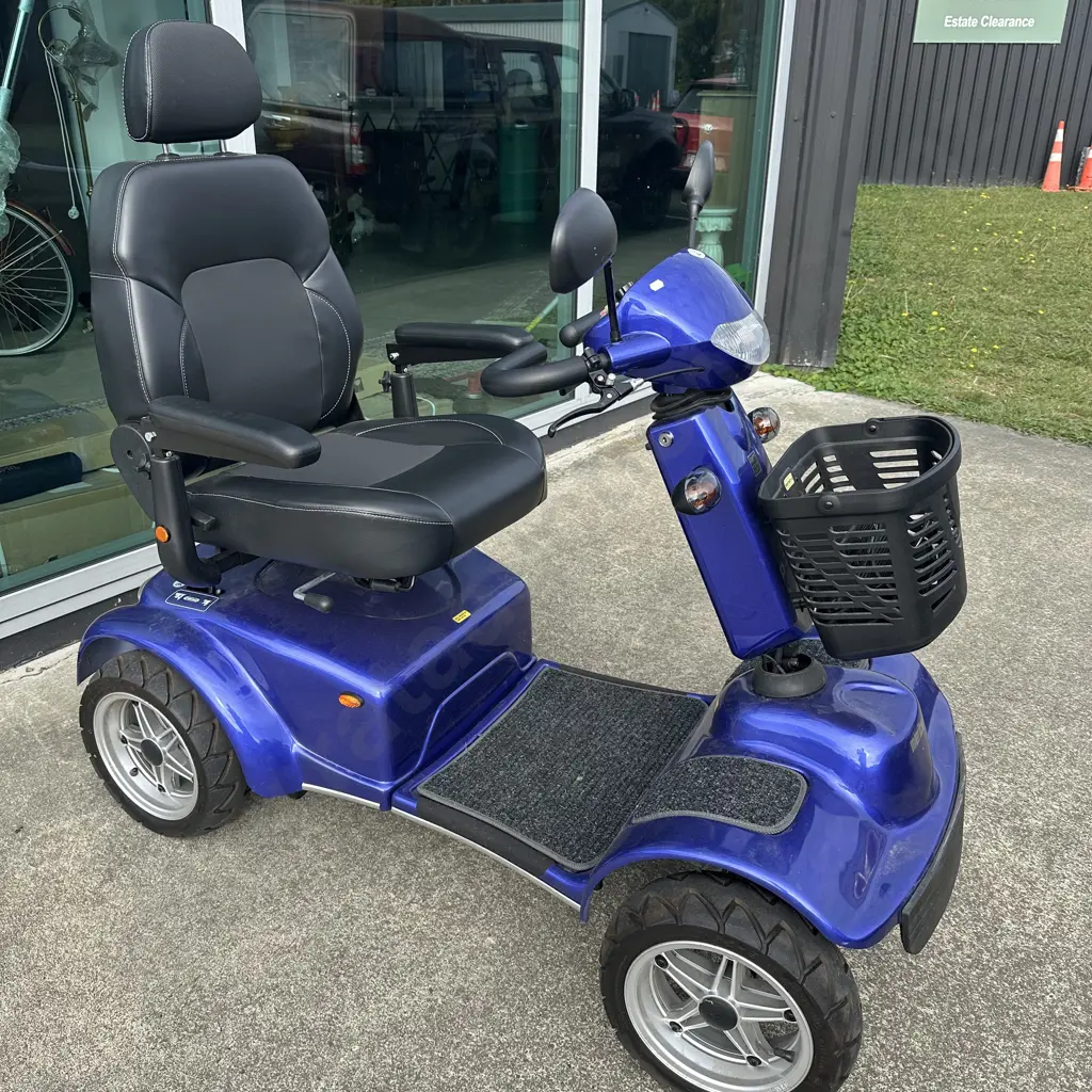 As new (virtually unused) Merits mobility scooter cost 7.5k from Hewitts Image 1++