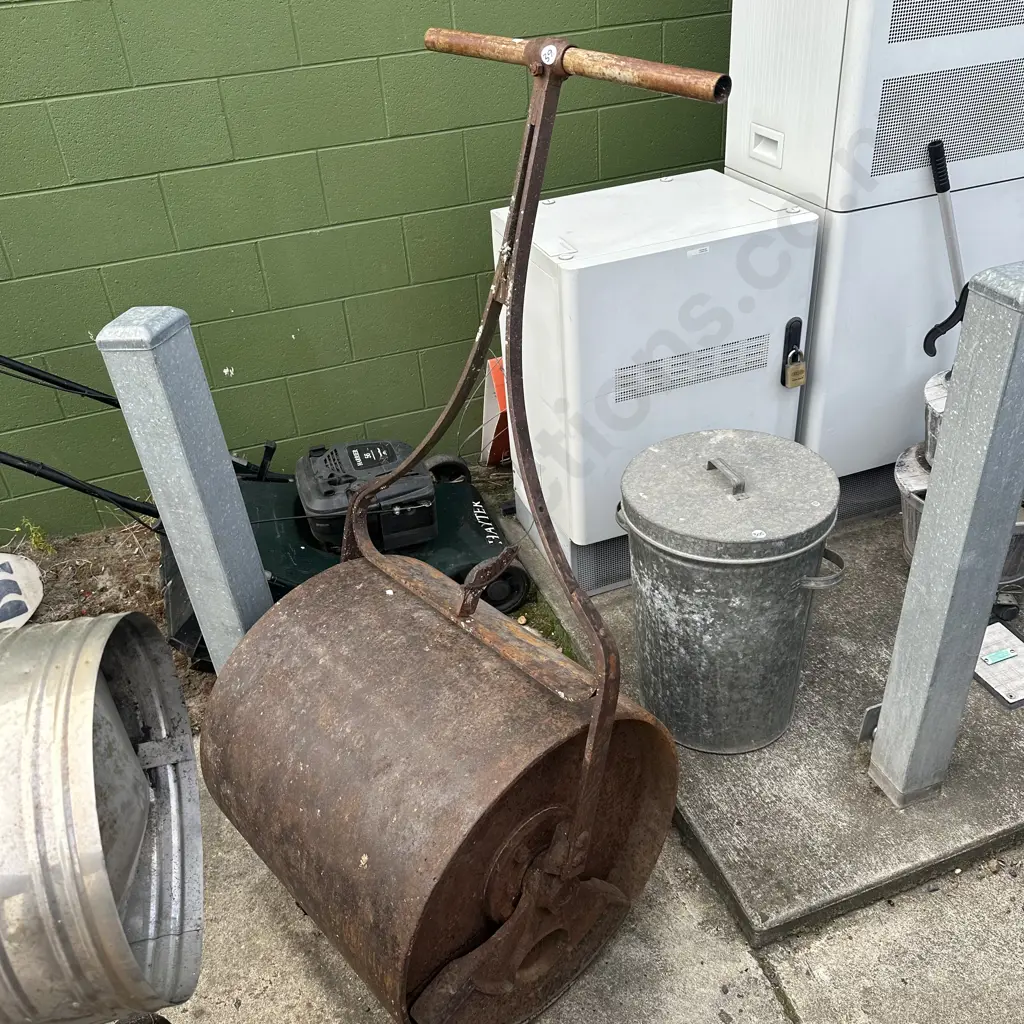 antique roller Image 1++