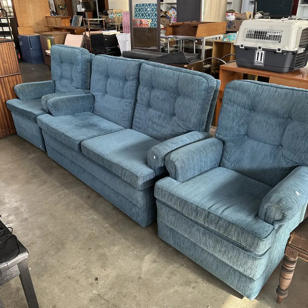 tidy 3pc lounge suite Image 1++