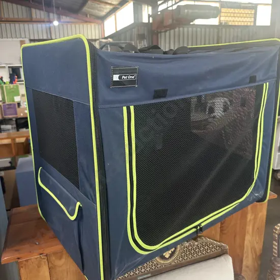 large portable Pet One material cage