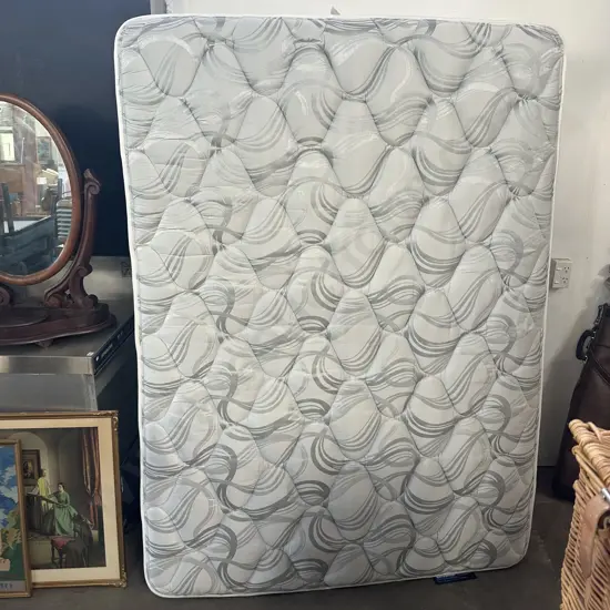 very tidy sleepyhead double bed