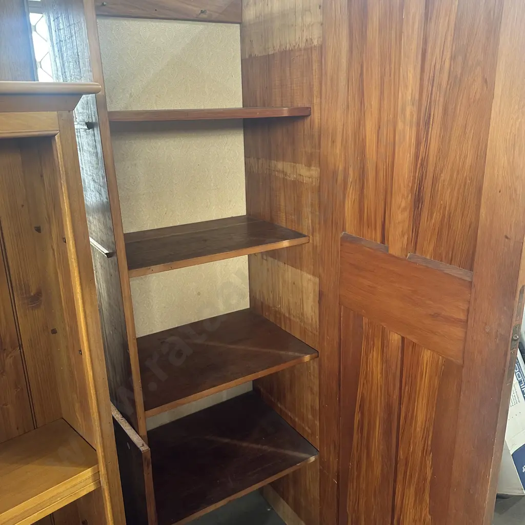 colonial cupboard Image 1++