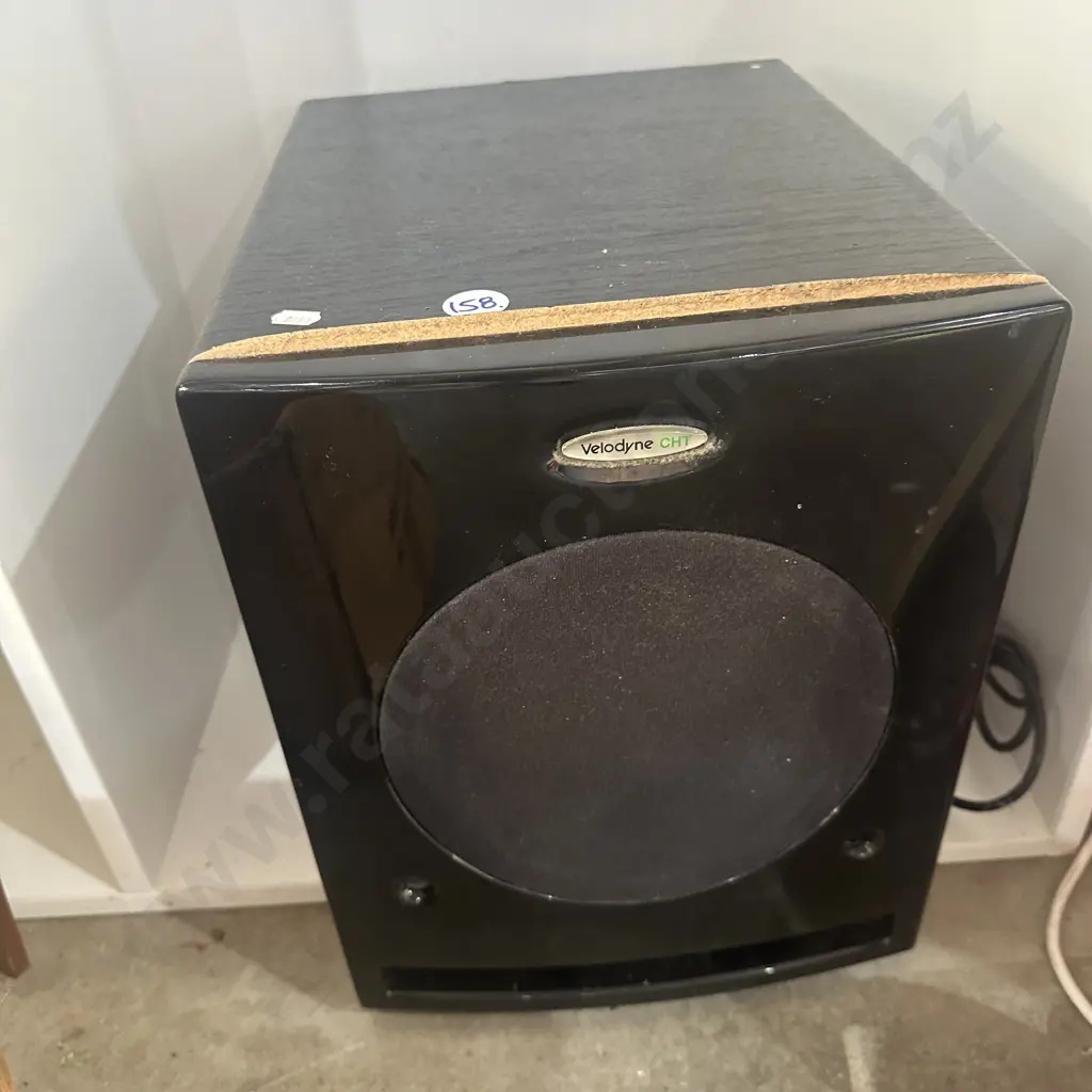 Velodyne powered subwoofer speaker. Model CHT8R Image 1++