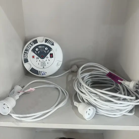 5 Metre 4 socket reel plus 20M and 2M extention lead.