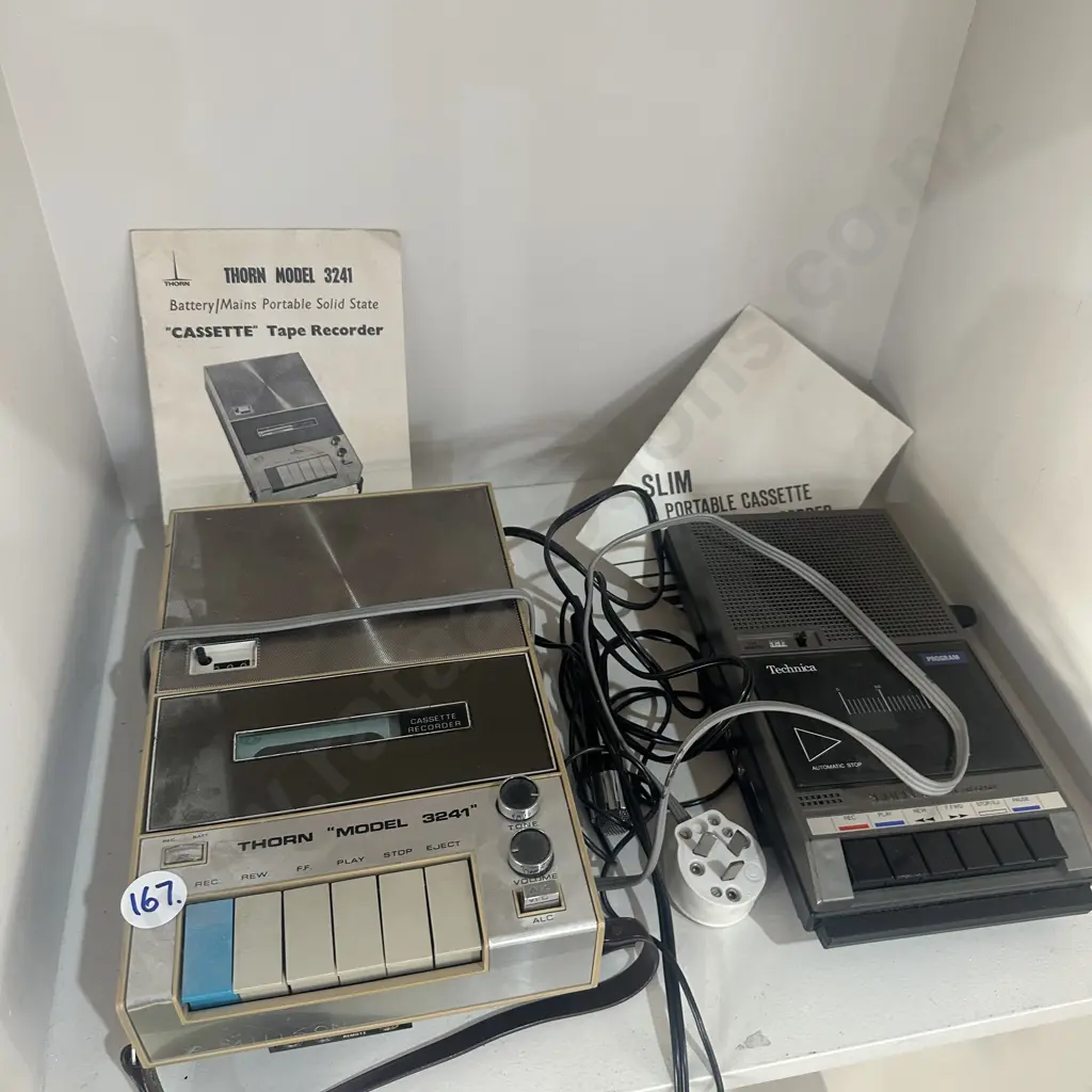 Two vintage tape recorders. Image 1++