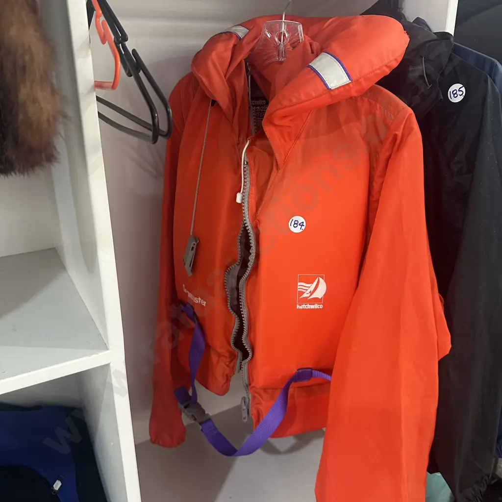 Life jacket Image 1++