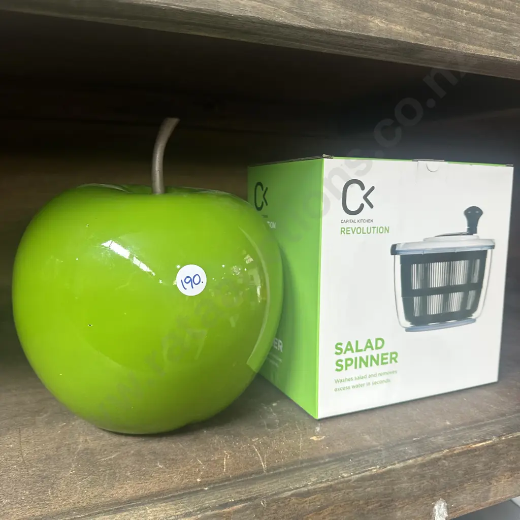 Big green apple plus new salad spinner. Image 1++