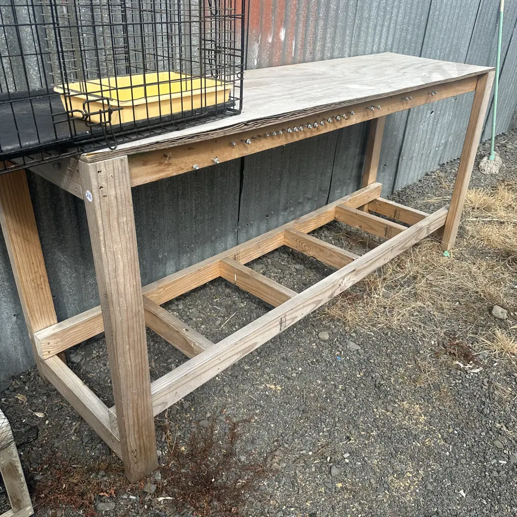 potting table Image 1++