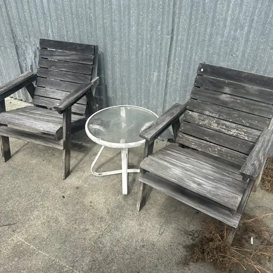 outdoor chairs and table