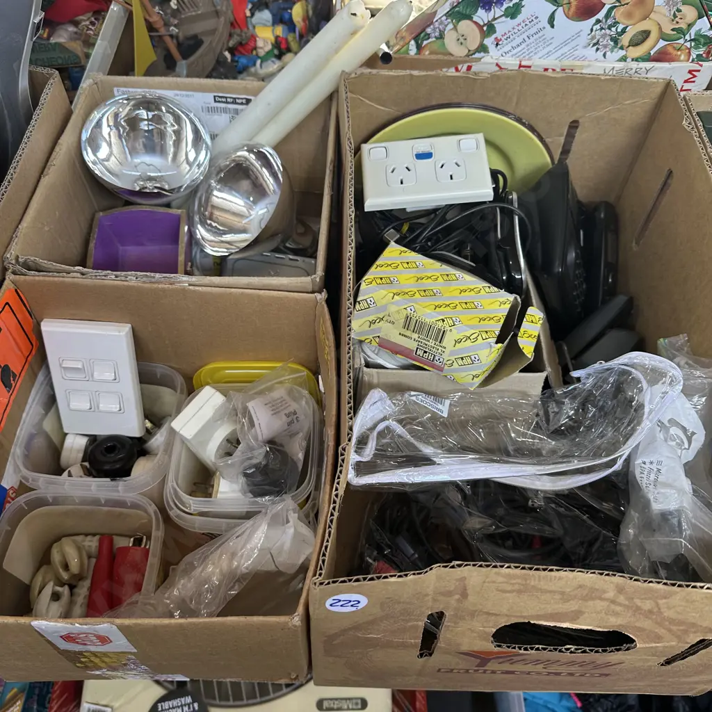 Two boxes electrical accessories, lamps and headphones etc. Image 1++