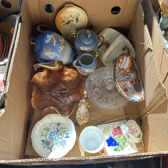 Box lot carnival glass, chinaware.
